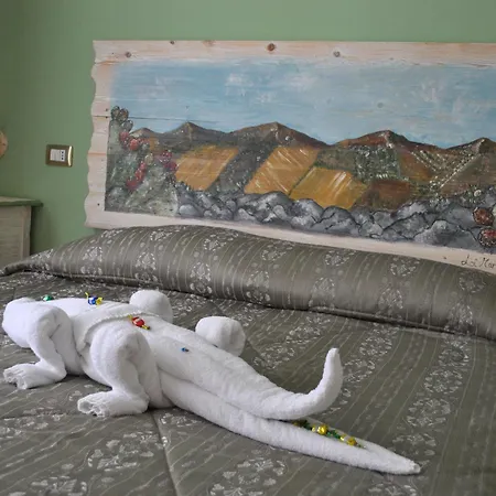 Stupor Mundi Bed & Breakfast 3*