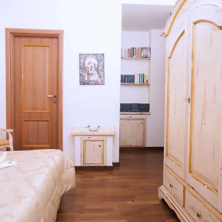 Stupor Mundi Bed & Breakfast 3*